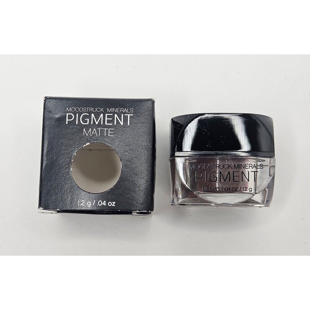 Younique Moodstruck Minerals Pigment Matte Infatuated New in Box